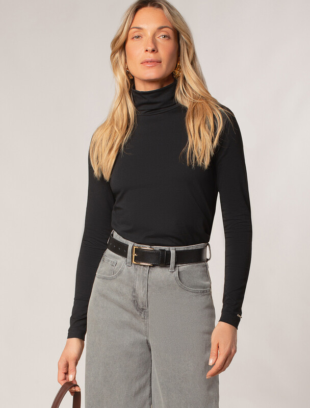 Водолазка из премиального хлопка с эластаном