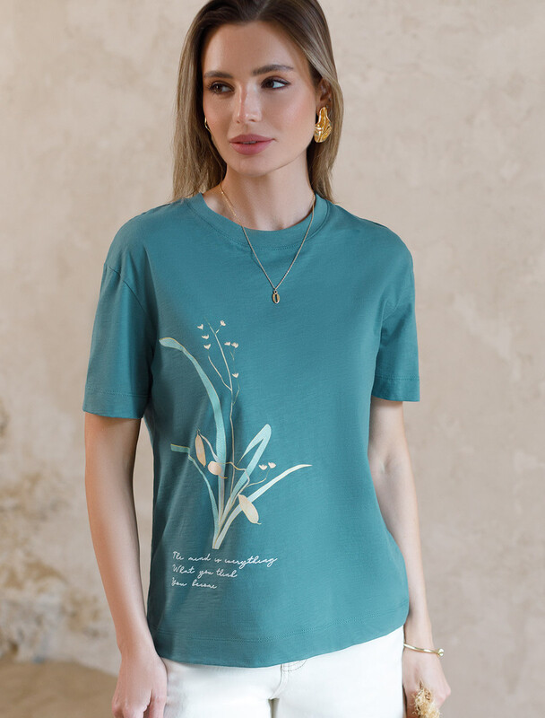 Футболка из фактурного полотна с авторским принтом