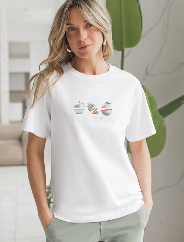 Футболка из премиального хлопка с принтом фольгой