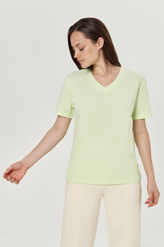 Футболка:жен. МОДЕЛЬ 40