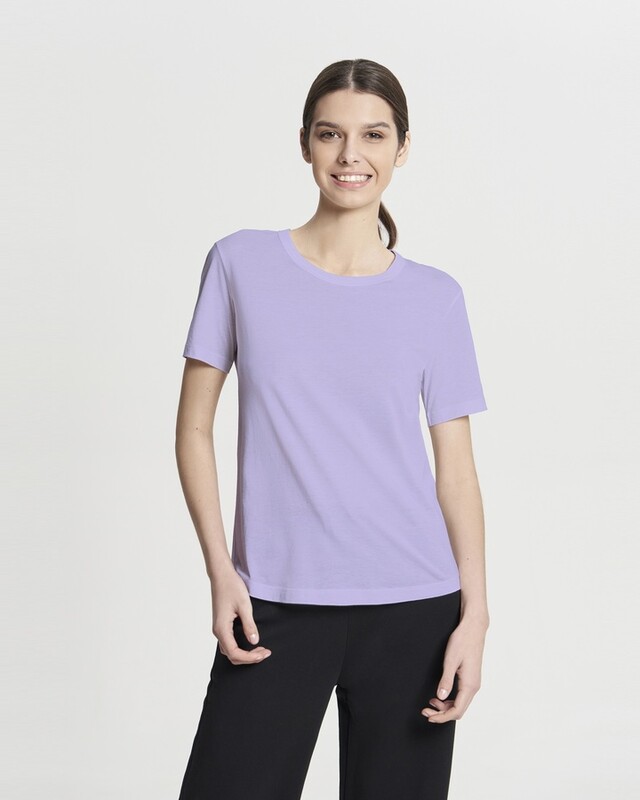 Футболка:жен. МОДЕЛЬ 45