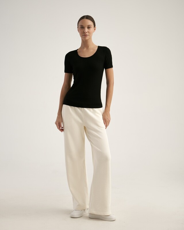 Футболка:жен. МОДЕЛЬ 47