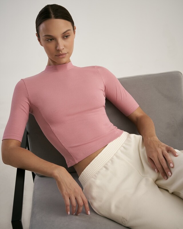 Футболка:жен. МОДЕЛЬ 33