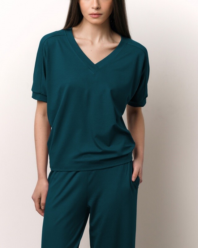 Футболка:жен. МОДЕЛЬ 70