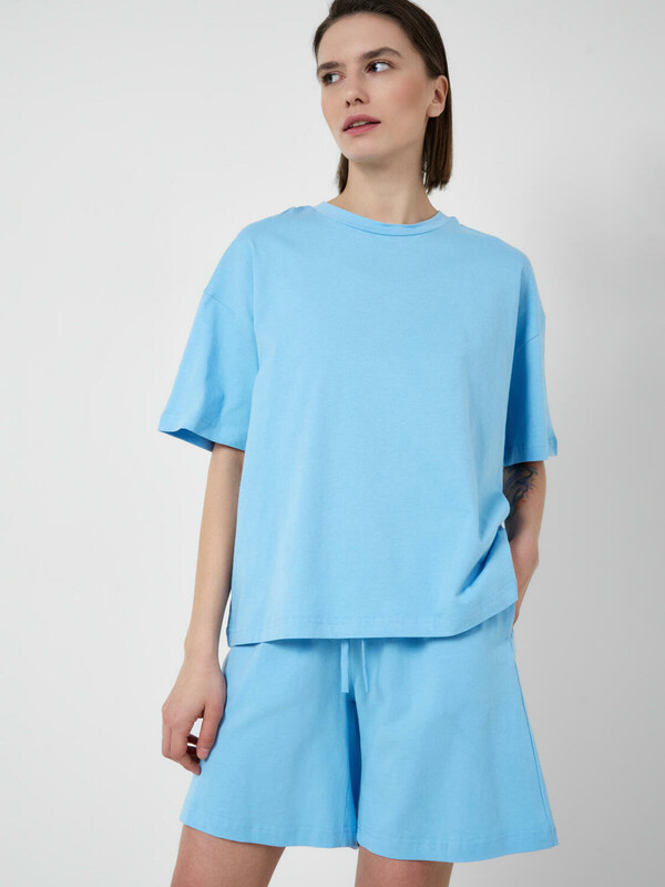 Комплект трикотажный для женщин: фуфайка (футболка), шорты