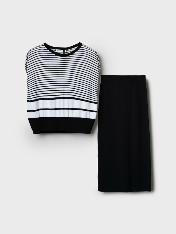 Комплект трикотажный для женщин: джемпер, юбка