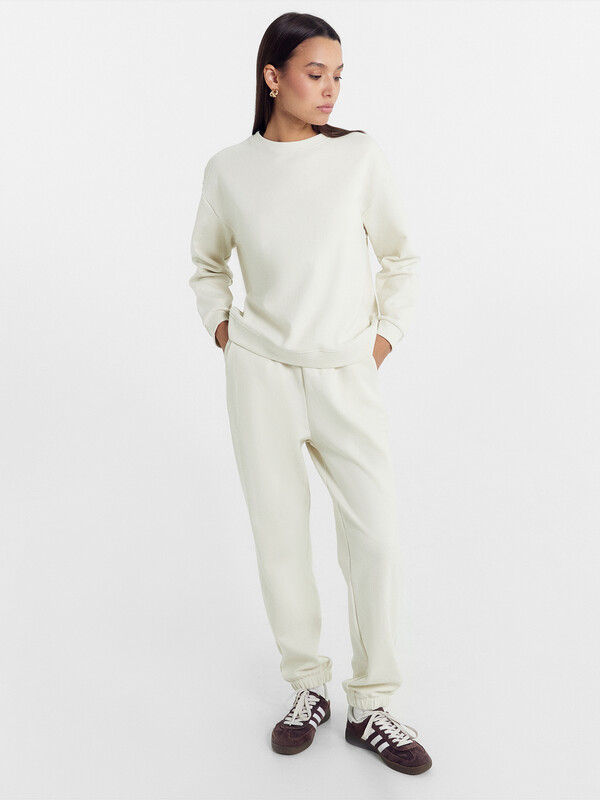 КОМПЛЕКТ ЖЕНСКИЙ (ДЖЕМПЕР, БРЮКИ) 192527