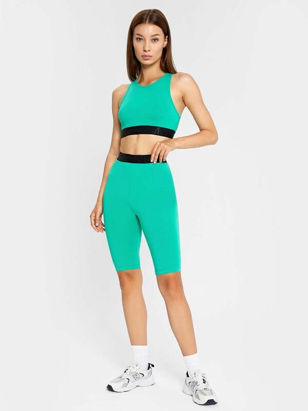 КОМПЛЕКТ ЖЕНСКИЙ (ТОП, ШОРТЫ) 372458