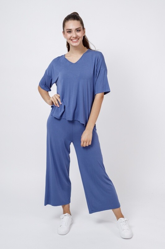 Комплект футболка/брюки:жен. МОДЕЛЬ 2