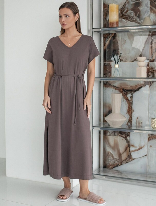 Платье свободное с V-вырезом из 100% хлопка с поясом и разрезом