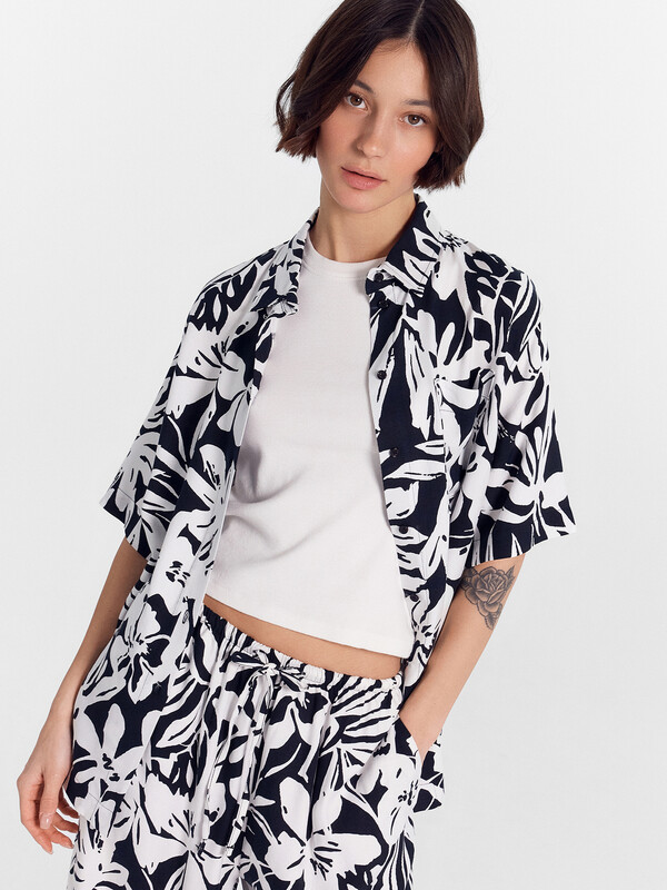 РУБАШКА ЖЕНСКАЯ 112855/1