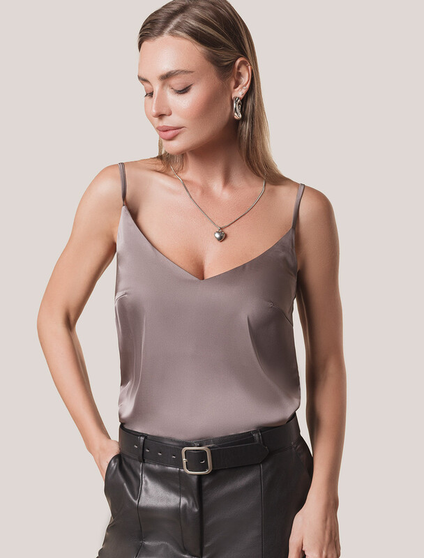 Топ из сатина