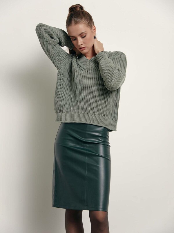 Юбка женская CONTE Юбка «под кожу» с разрезом сзади LU 1410