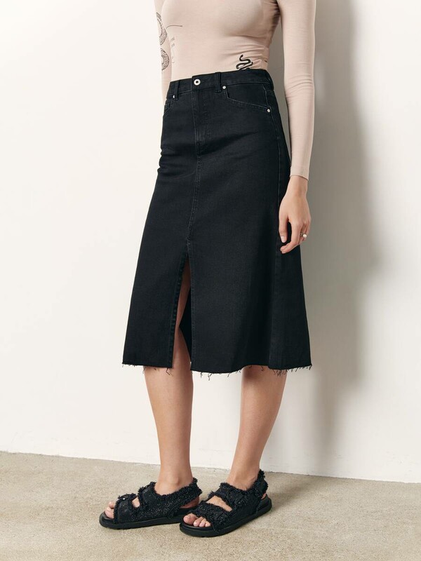 Юбки CONTE CON-611 Джинсовая юбка-midi с разрезом и необработанным краем