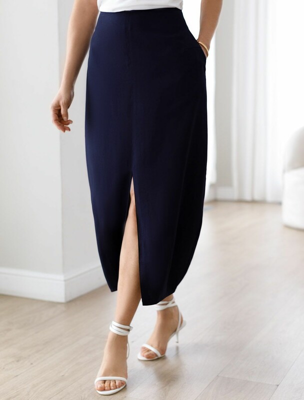 Юбка тюльпан с разрезом скроенная по косой из плотного лиоцелла