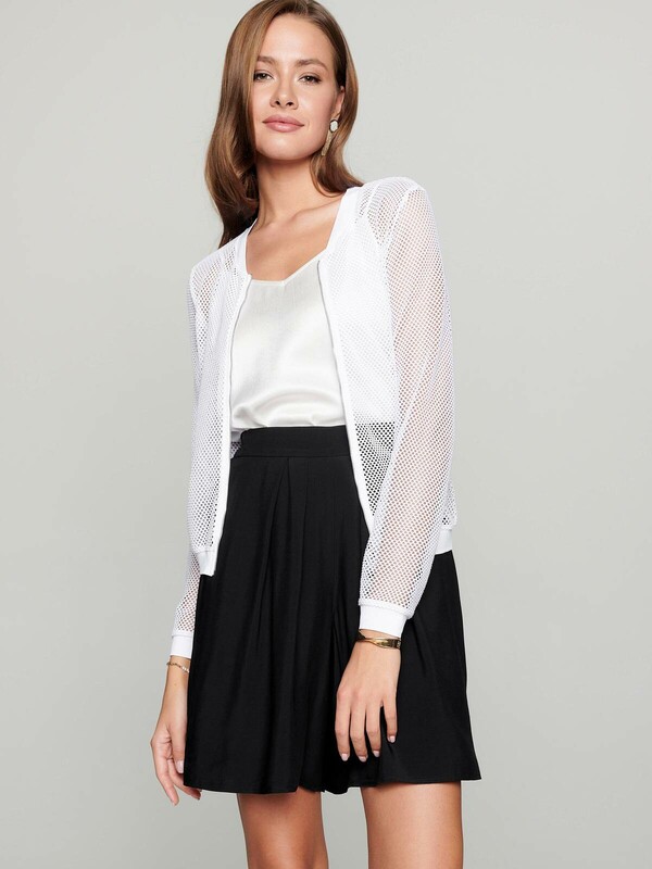 Жакеты CONTE LJ 1133 Белый фактурный бомбер в сеточку на молнии