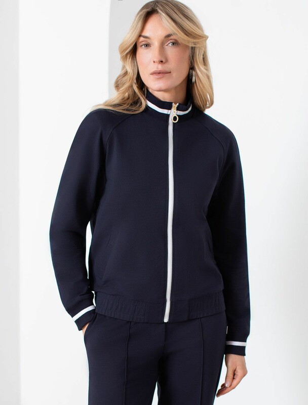 Бомбер среднего объема из футера двухнитки с эластаном