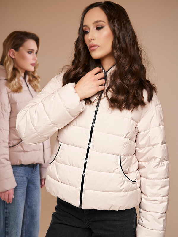 Пуховик женский