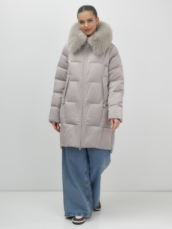 Пальто зимнее утепленное с мехом и капюшоном тренд светло-коричневого цвета 7630SK