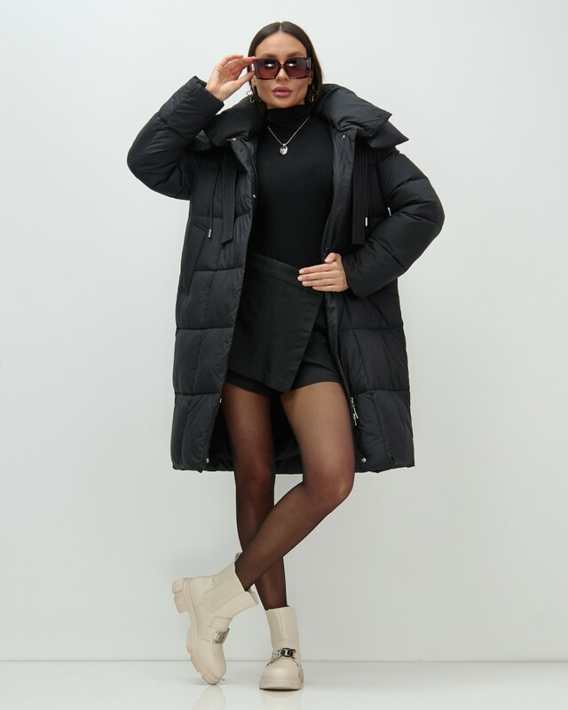 Пальто зимнее утепленное с капюшоном женское черного цвета 7700Ch