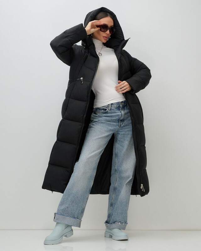 Пальто зимнее утепленное с капюшоном женское черного цвета 7729Ch