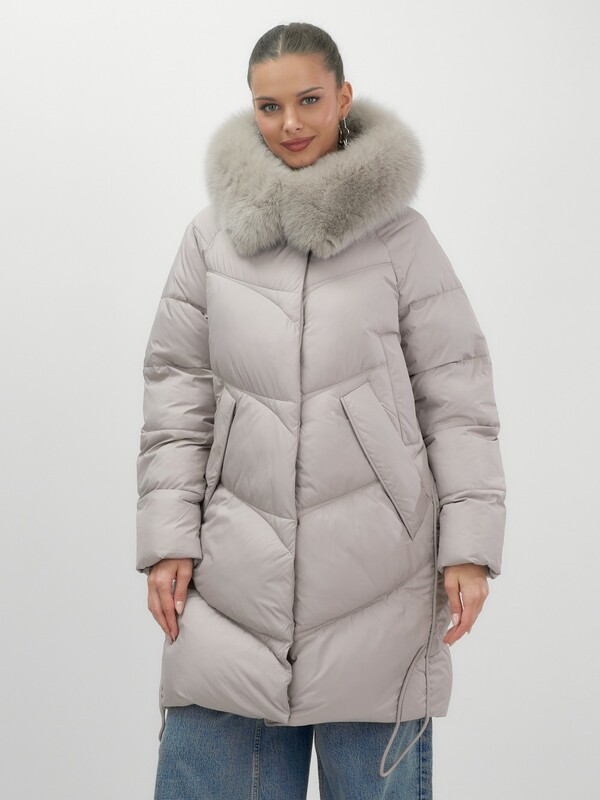 Пальто зимнее утепленное с мехом и капюшоном тренд светло-коричневого цвета 7745SK