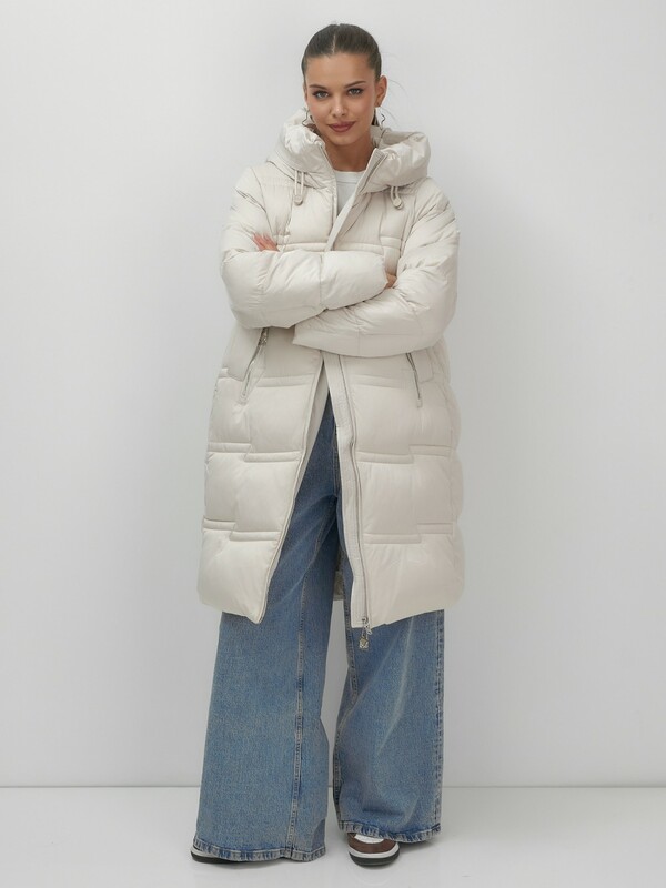 Пальто зимнее утепленное с капюшоном женское бежевого цвета 7779B