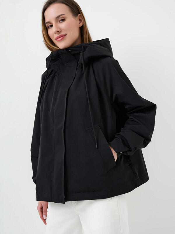 Куртка текстильная с полиуретановым покрытием для женщин (ветровка)