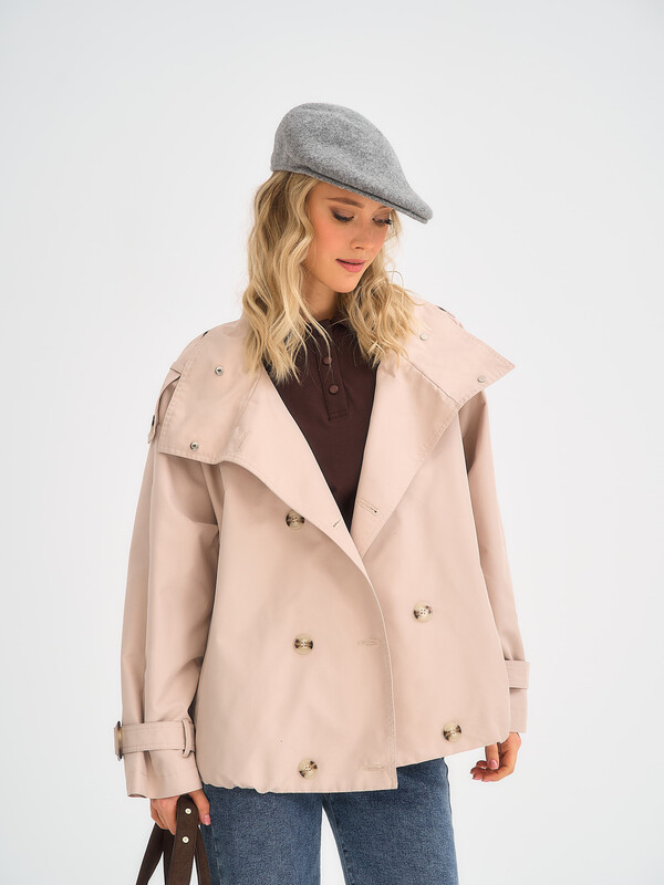 Ветровка женская