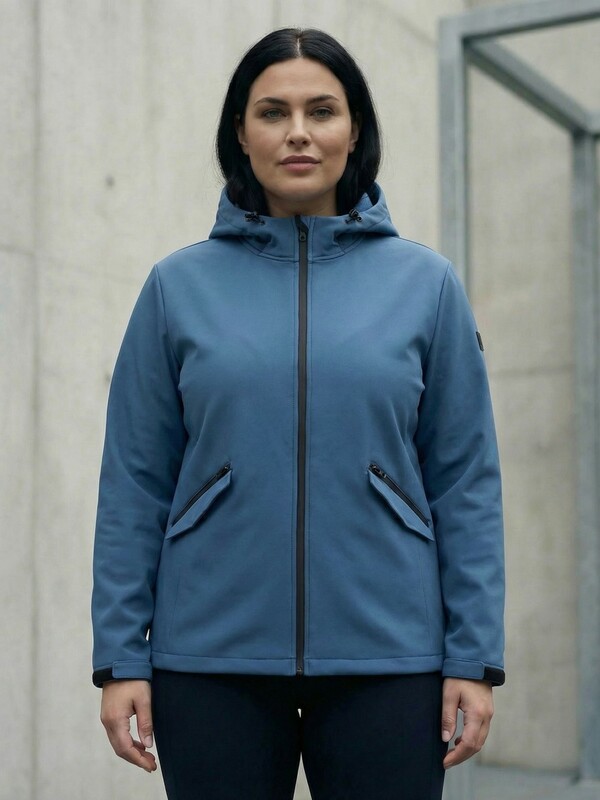 Ветровка женская софтшелл большого размера с капюшоном ветрозащитная синего цвета 9620_1S